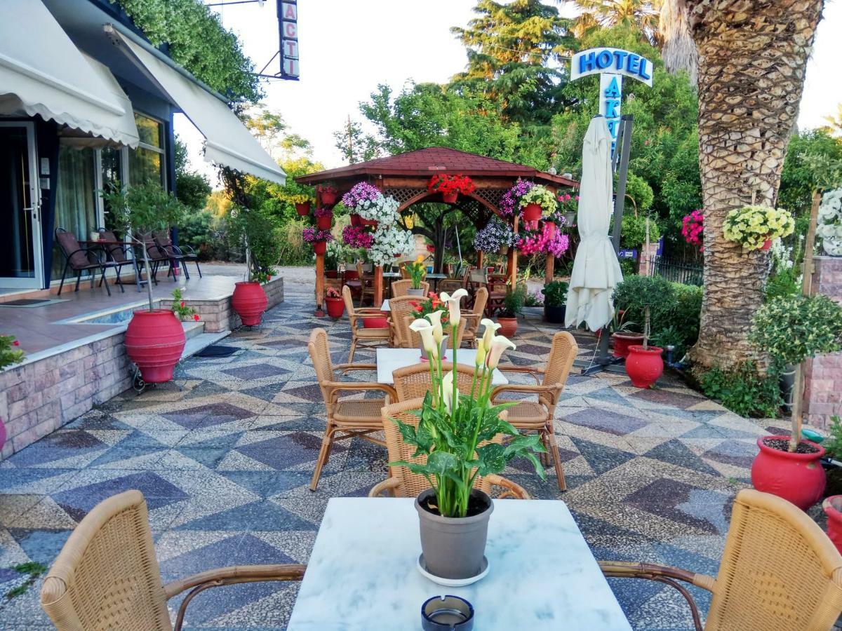 Hotel Akti Livanátai Exteriér fotografie